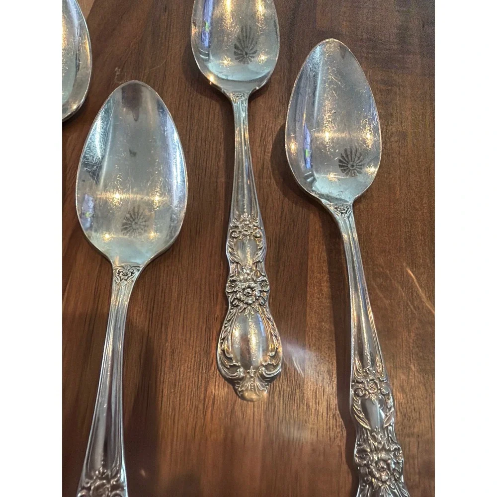 Vintage 1847 Rogers Bros HERITAGE Pattern Silverplate Spoons - Set of 4 (1953)
